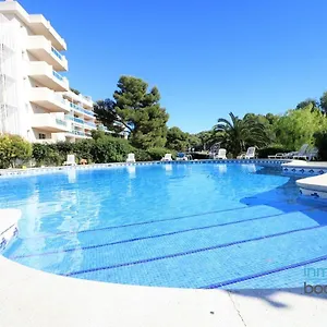 Inmobooking Vancouver ,climatizado Y Con Piscina Salou